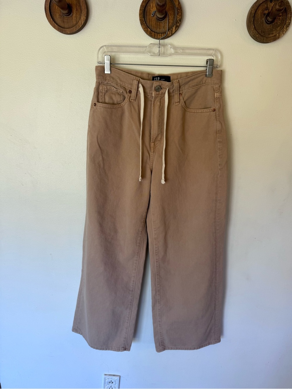 GAP High-Rise Wide-Leg Jeans in Light Brown size 4/ 27 regular